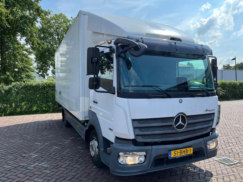 Mercedes-Benz Atego 916 - Φορτηγό κόφα: φωτογραφία 2 Mercedes-Benz Atego 916 - Φορτηγό κόφα: φωτογραφία 2