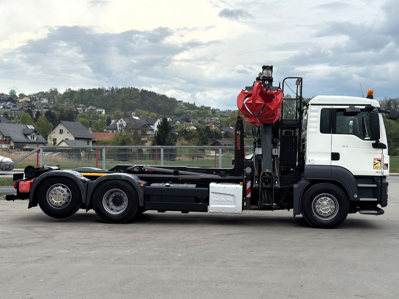 MAN TGS 26.400 Abrollkipper* KESLA 2114Z* TOP - Φορτηγό φόρτωσης γάντζου, Φορτηγό με γερανό: φωτογραφία 4 MAN TGS 26.400 Abrollkipper* KESLA 2114Z* TOP - Φορτηγό φόρτωσης γάντζου, Φορτηγό με γερανό: φωτογραφία 4