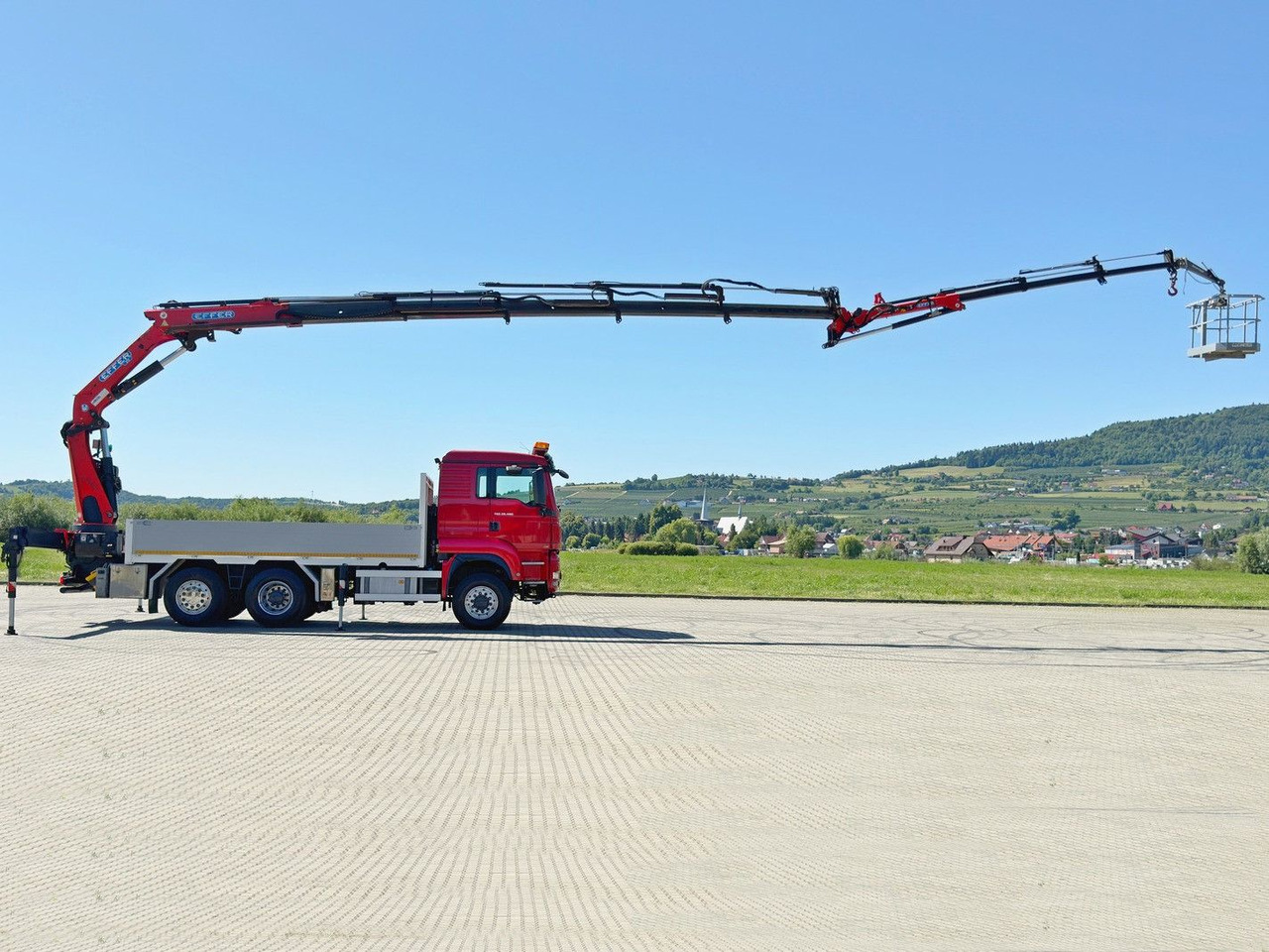 MAN TGS 28.480 * EFFER 255/5S + JIB 3S + FUNK * TOP - Φορτηγό με γερανό: φωτογραφία 5 MAN TGS 28.480 * EFFER 255/5S + JIB 3S + FUNK * TOP - Φορτηγό με γερανό: φωτογραφία 5