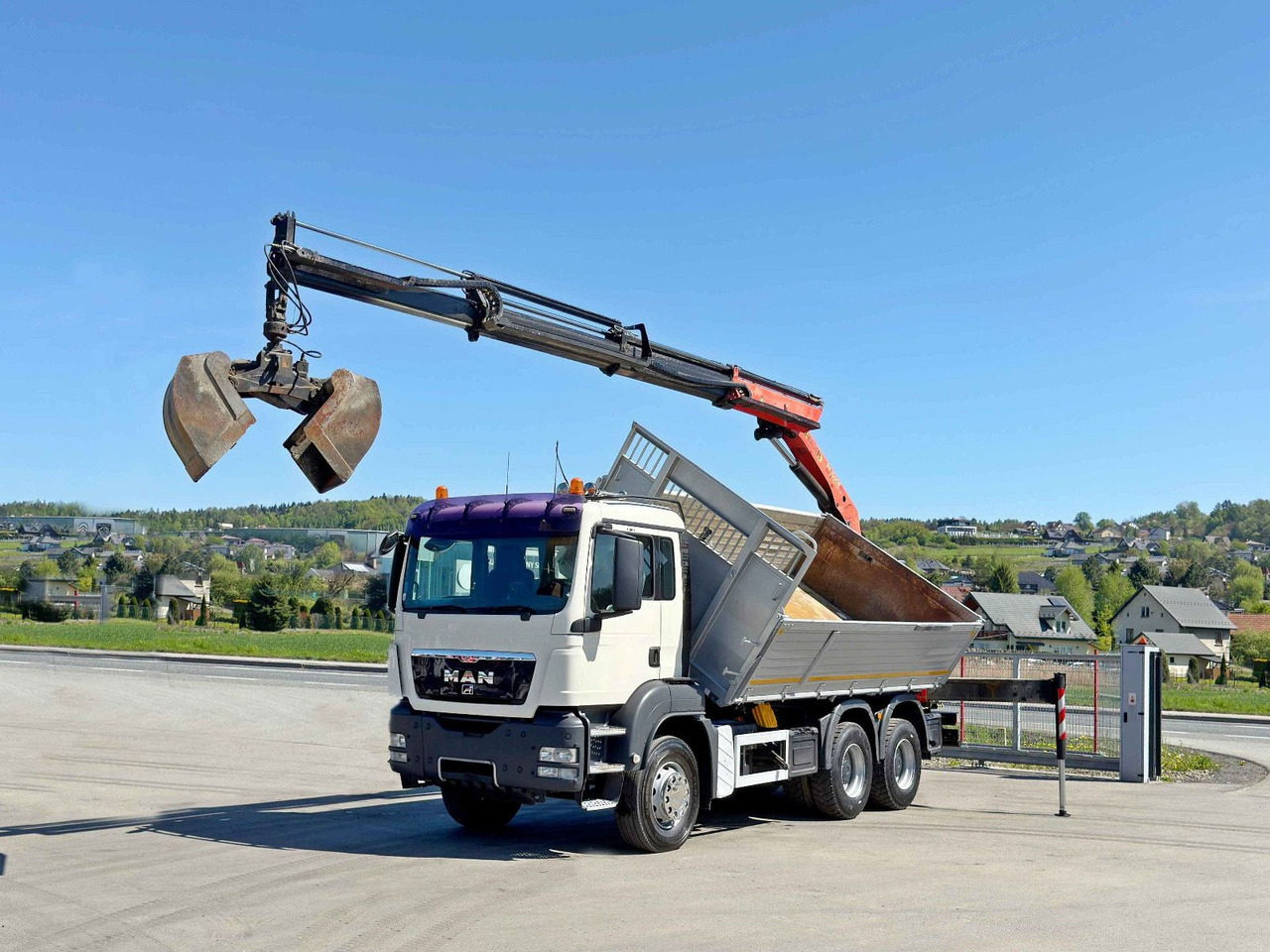 MAN TGS 33.360*KIPPER 4,95 m *PK 15002 * 6x4 - Φορτηγό ανατρεπόμενο, Φορτηγό με γερανό: φωτογραφία 2 MAN TGS 33.360*KIPPER 4,95 m *PK 15002 * 6x4 - Φορτηγό ανατρεπόμενο, Φορτηγό με γερανό: φωτογραφία 2