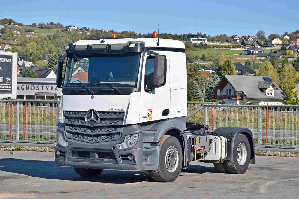 Mercedes-Benz ACTROS 1843 * Sattelzugmaschine * TOPZUSTAND - Τράκτορας: φωτογραφία 1 Mercedes-Benz ACTROS 1843 * Sattelzugmaschine * TOPZUSTAND - Τράκτορας: φωτογραφία 1