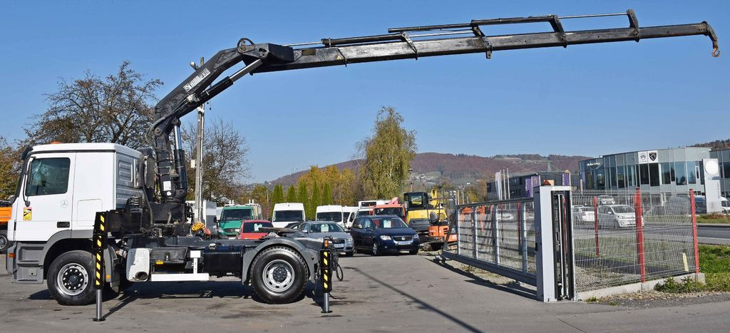 Mercedes-Benz ACTROS 1844 * Sattelzugmaschine *HIAB 330-5/FUNK - Τράκτορας: φωτογραφία 5 Mercedes-Benz ACTROS 1844 * Sattelzugmaschine *HIAB 330-5/FUNK - Τράκτορας: φωτογραφία 5