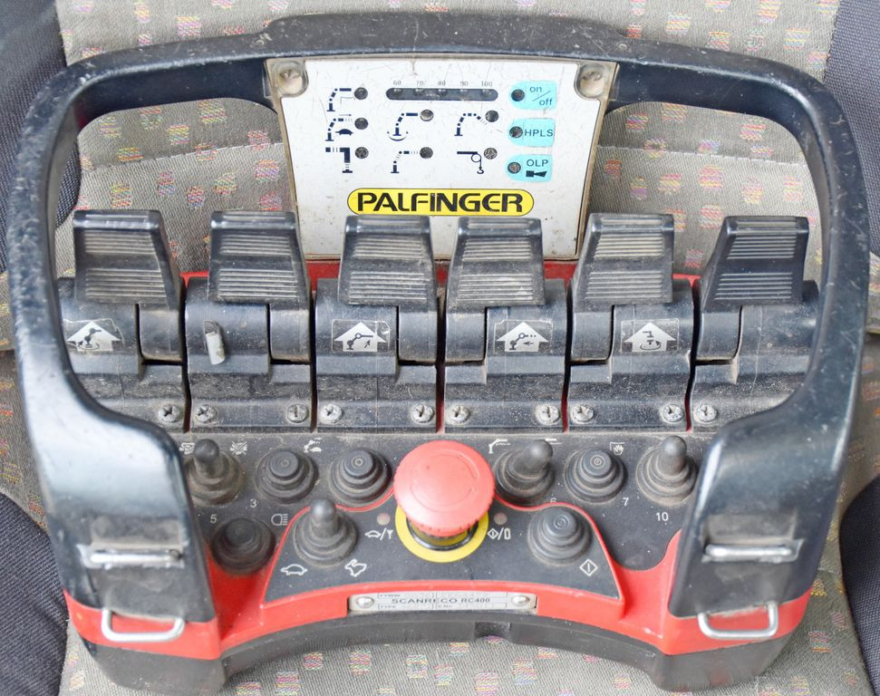 Φορτηγό με γερανό, Φορτηγό με ανοιχτή καρότσα Renault KERAX 370 *PK 16502 + FUNK / 6x4 * TOP Renault KERAX 370 *PK 16502 + FUNK / 6x4 * TOP: φωτογραφία 13 Φορτηγό με γερανό, Φορτηγό με ανοιχτή καρότσα Renault KERAX 370 *PK 16502 + FUNK / 6x4 * TOP Renault KERAX 370 *PK 16502 + FUNK / 6x4 * TOP: φωτογραφία 13