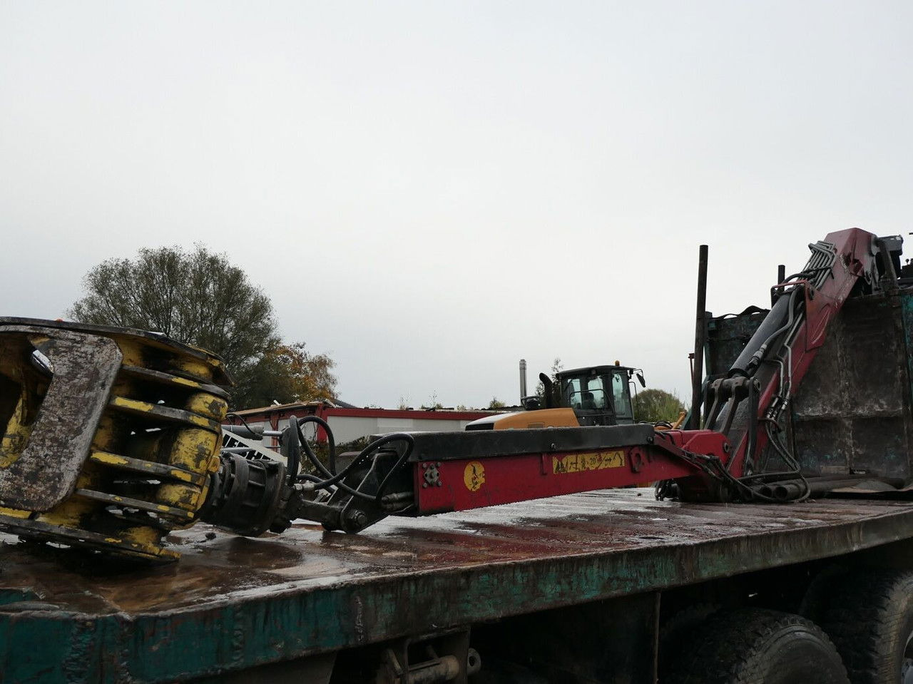 Jonsered 1080 - Γερανός παπαγάλος: φωτογραφία 3 Jonsered 1080 - Γερανός παπαγάλος: φωτογραφία 3