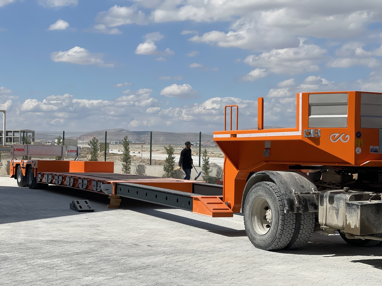 LIDER 2025 MODEL NEW LOWBOY TRAILER FROM MANUFACTURER - Επικαθήμενο με χαμηλό δάπεδο: φωτογραφία 3 LIDER 2025 MODEL NEW LOWBOY TRAILER FROM MANUFACTURER - Επικαθήμενο με χαμηλό δάπεδο: φωτογραφία 3