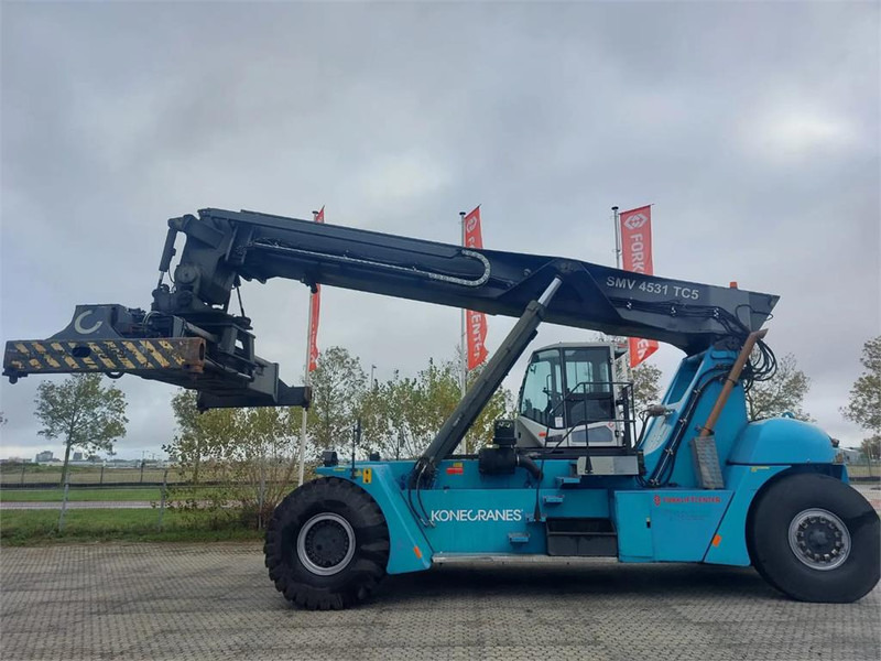 KONECRANES SMV 4531 TC5 - Reachstacker: φωτογραφία 2 KONECRANES SMV 4531 TC5 - Reachstacker: φωτογραφία 2