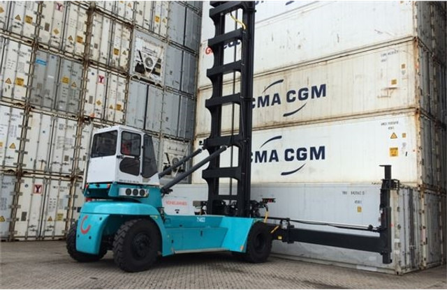 Kalmar DRG450-65S5 - Reachstacker: φωτογραφία 1 Kalmar DRG450-65S5 - Reachstacker: φωτογραφία 1