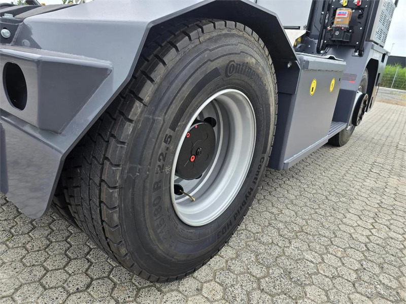 Τράκτορες τελωνείων Mafi R336 4x4: φωτογραφία 14 Τράκτορες τελωνείων Mafi R336 4x4: φωτογραφία 14