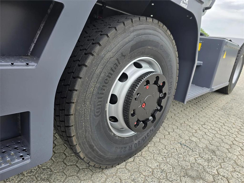 Τράκτορες τελωνείων Mafi R336 4x4: φωτογραφία 16 Τράκτορες τελωνείων Mafi R336 4x4: φωτογραφία 16