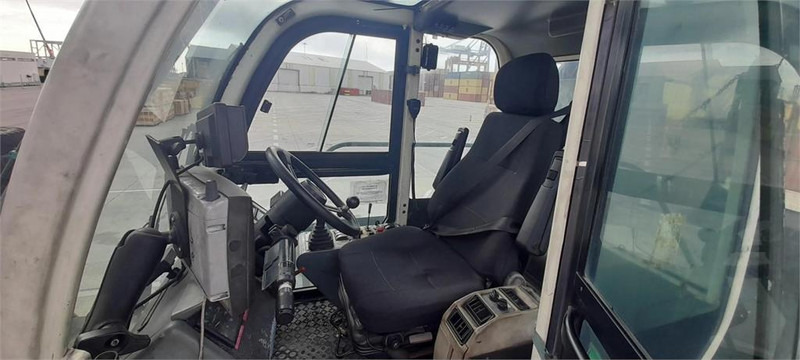 Terex TFC 45L - Reachstacker: φωτογραφία 2 Terex TFC 45L - Reachstacker: φωτογραφία 2