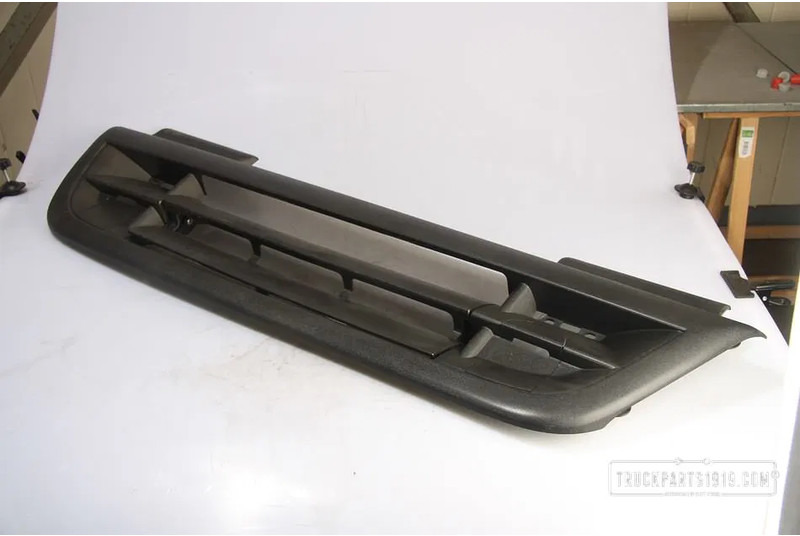 DAF 1375567 Grille onder CF85 - Μάσκα ψυγείου για Φορτηγό: φωτογραφία 1 DAF 1375567 Grille onder CF85 - Μάσκα ψυγείου για Φορτηγό: φωτογραφία 1