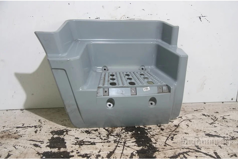 Iveco Body & Chassis Parts Stralis Instapbak R - Σκαλοπάτι για Φορτηγό: φωτογραφία 1 Iveco Body & Chassis Parts Stralis Instapbak R - Σκαλοπάτι για Φορτηγό: φωτογραφία 1