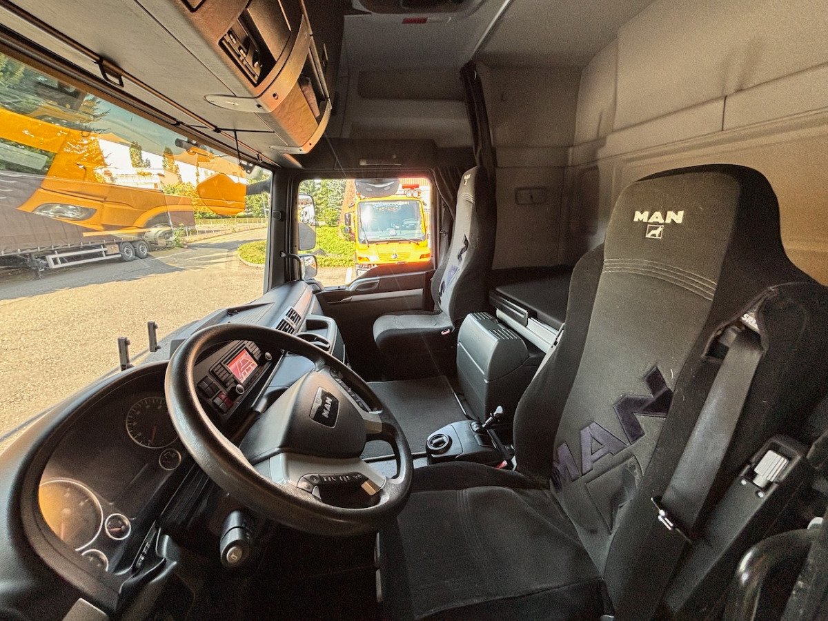 MAN TGM 18.340 - Φορτηγό κόφα: φωτογραφία 4 MAN TGM 18.340 - Φορτηγό κόφα: φωτογραφία 4