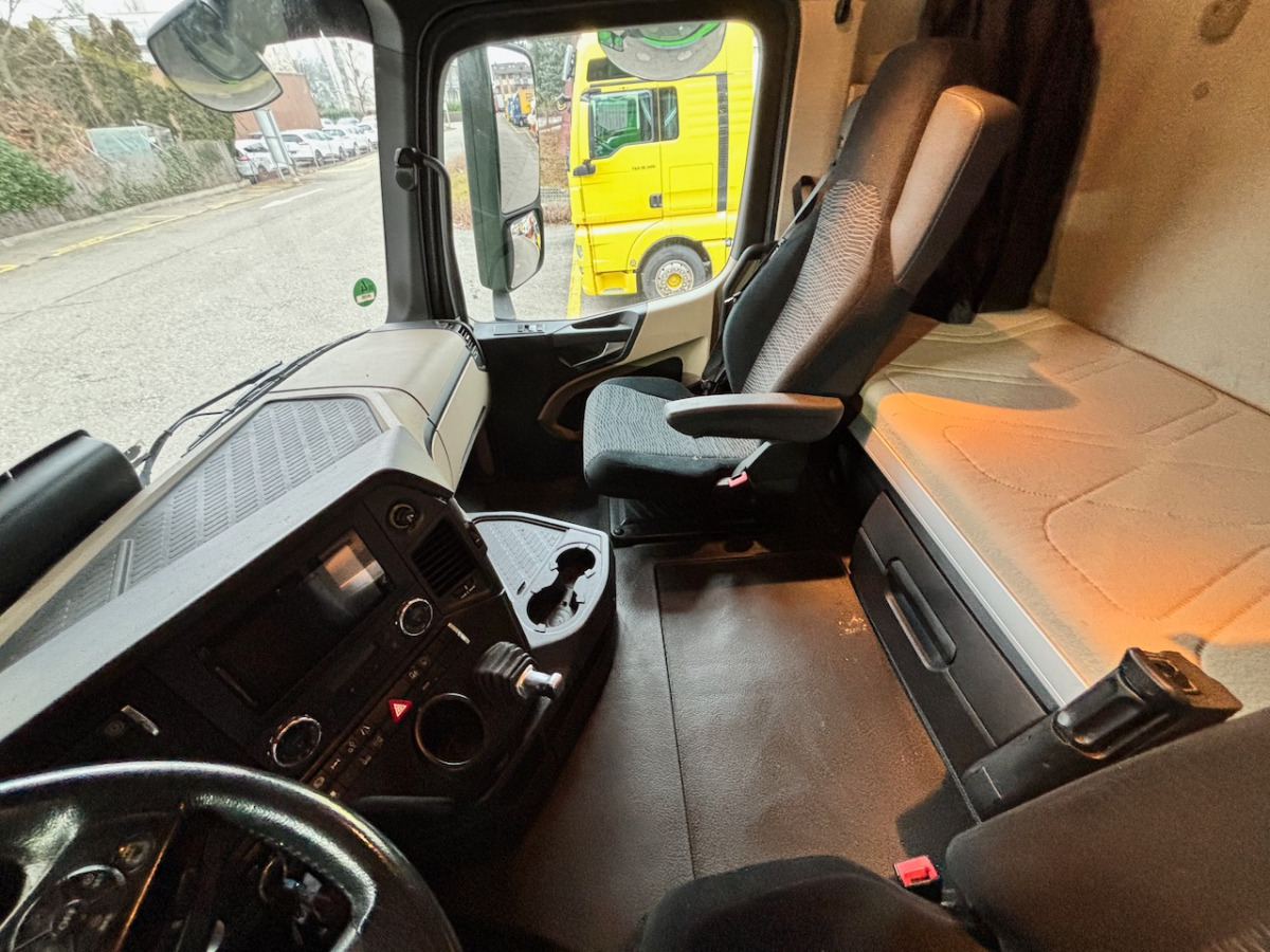 MERCEDES 2543 6x2 - Φορτηγό μεταφοράς εμπορευματοκιβωτίων/ Κινητό αμάξωμα: φωτογραφία 5 MERCEDES 2543 6x2 - Φορτηγό μεταφοράς εμπορευματοκιβωτίων/ Κινητό αμάξωμα: φωτογραφία 5
