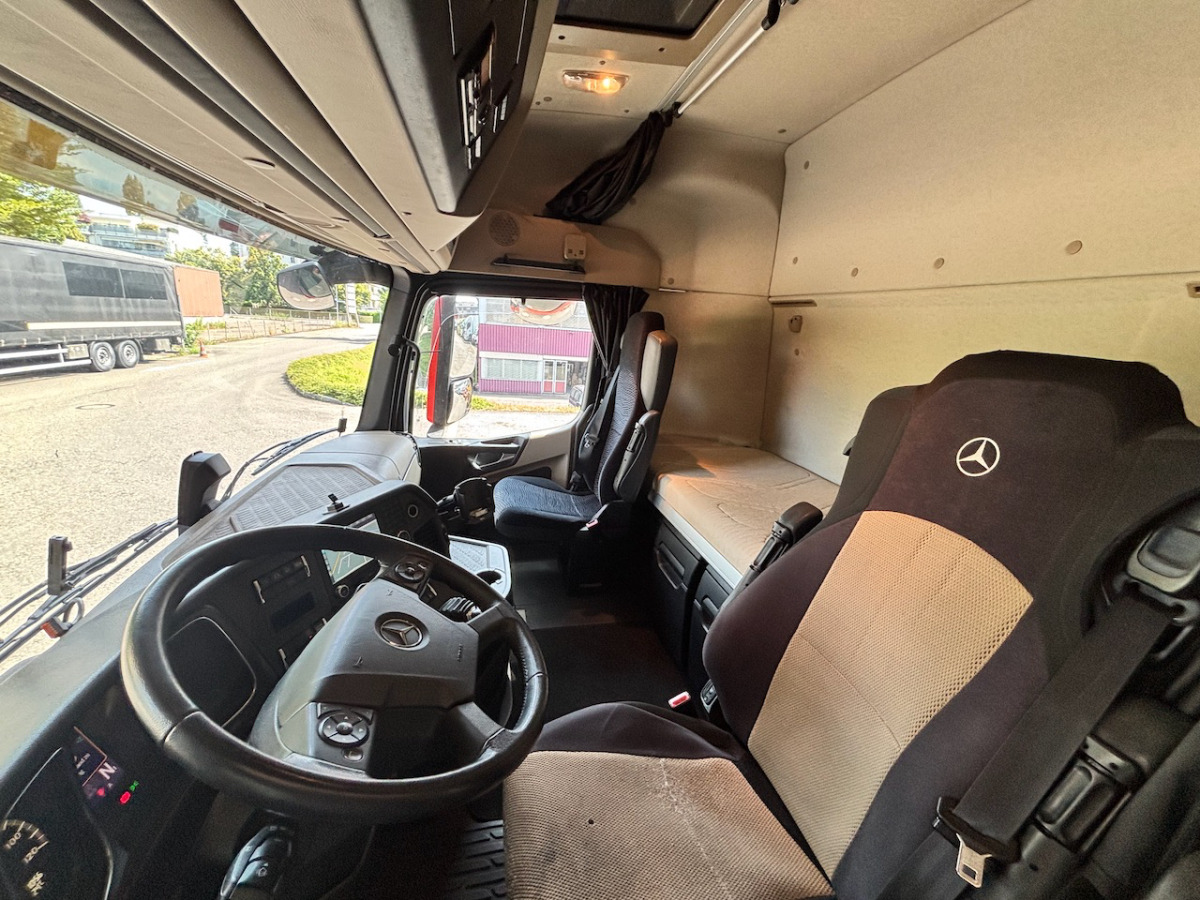 MERCEDES Actros 1848 - Φορτηγό κόφα: φωτογραφία 4 MERCEDES Actros 1848 - Φορτηγό κόφα: φωτογραφία 4