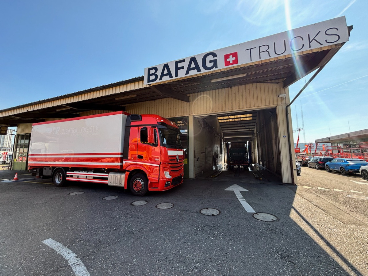 MERCEDES Actros 1848 - Φορτηγό κόφα: φωτογραφία 2 MERCEDES Actros 1848 - Φορτηγό κόφα: φωτογραφία 2
