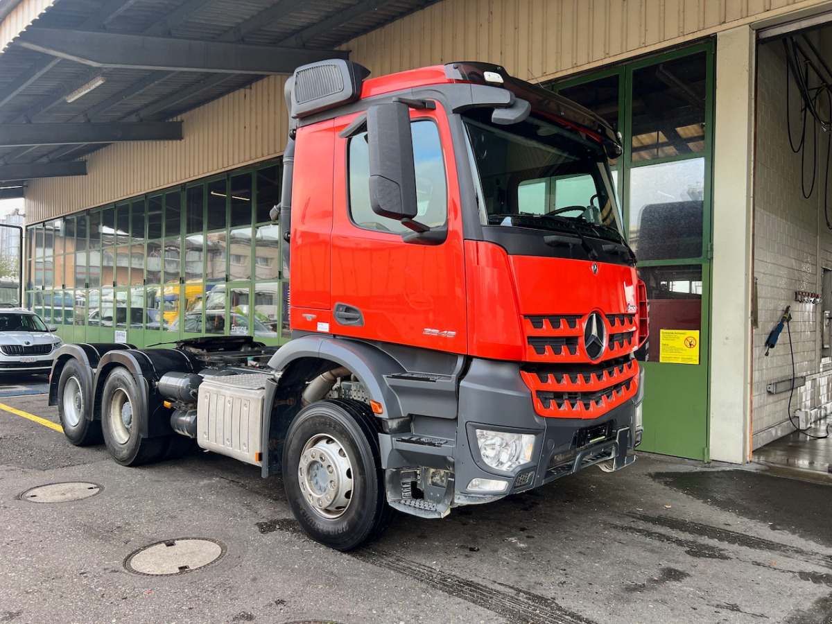 MERCEDES Arocs 2645 - Τράκτορας: φωτογραφία 1 MERCEDES Arocs 2645 - Τράκτορας: φωτογραφία 1