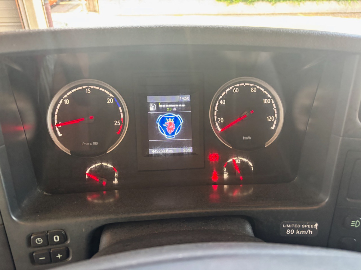 Φορτηγό ξυλείας, Φορτηγό με γερανό SCANIA G490 6x2: φωτογραφία 7