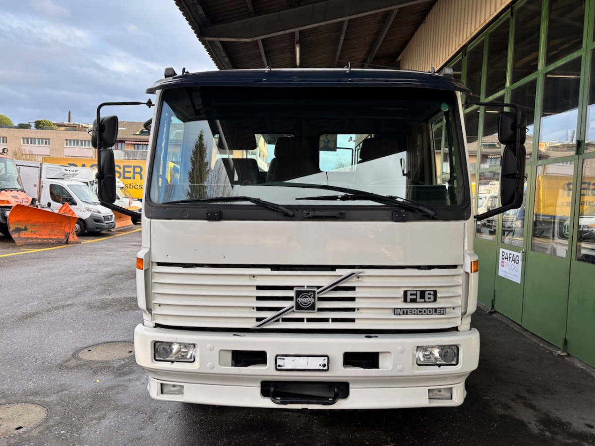 VOLVO FL6H615 - Τράκτορας: φωτογραφία 2 VOLVO FL6H615 - Τράκτορας: φωτογραφία 2