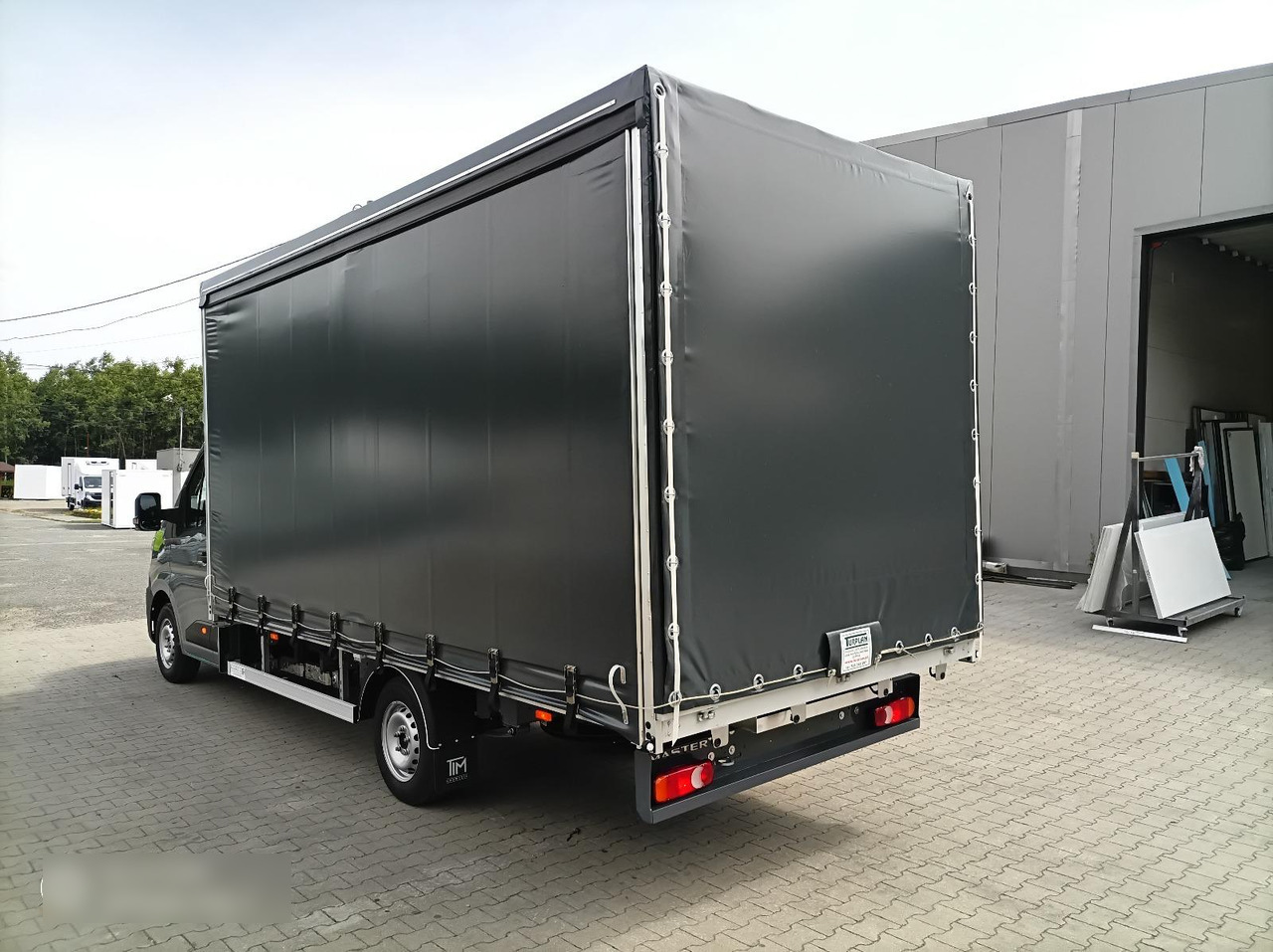 Renault Master 170 8 Pal Dachspoiler - Επαγγελματικό αυτοκίνητο με μουσαμά: φωτογραφία 2 Renault Master 170 8 Pal Dachspoiler - Επαγγελματικό αυτοκίνητο με μουσαμά: φωτογραφία 2