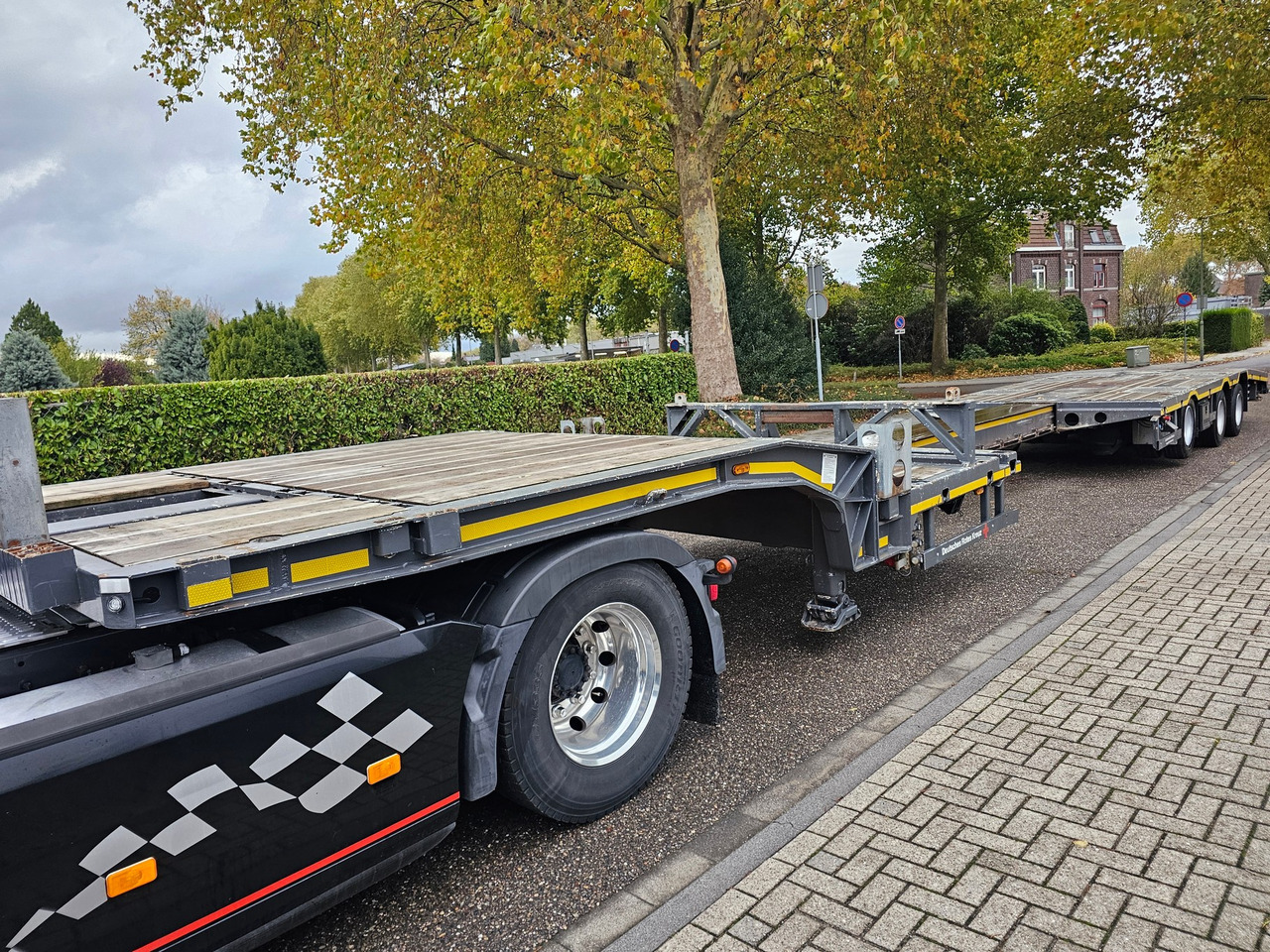 Meusburger MTS-3 - Επικαθήμενο με χαμηλό δάπεδο: φωτογραφία 2 Meusburger MTS-3 - Επικαθήμενο με χαμηλό δάπεδο: φωτογραφία 2