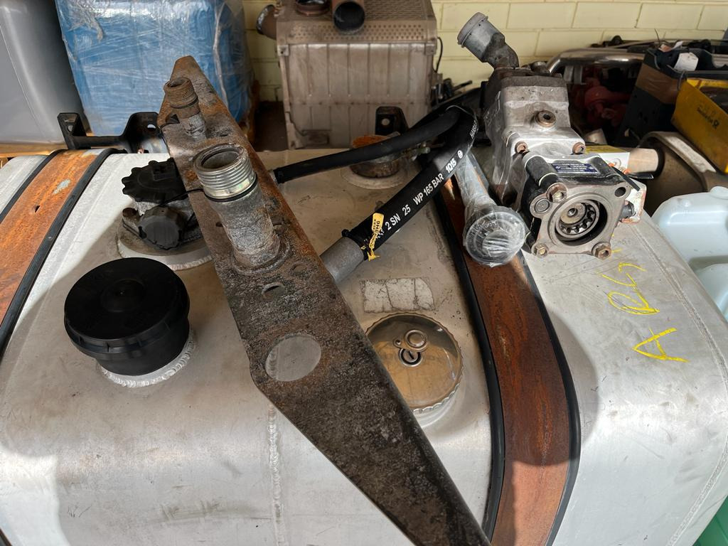 HYDRAULIC KIT FOR TRUCK MAN TGA - Υδραυλικό για Φορτηγό: φωτογραφία 3 HYDRAULIC KIT FOR TRUCK MAN TGA - Υδραυλικό για Φορτηγό: φωτογραφία 3