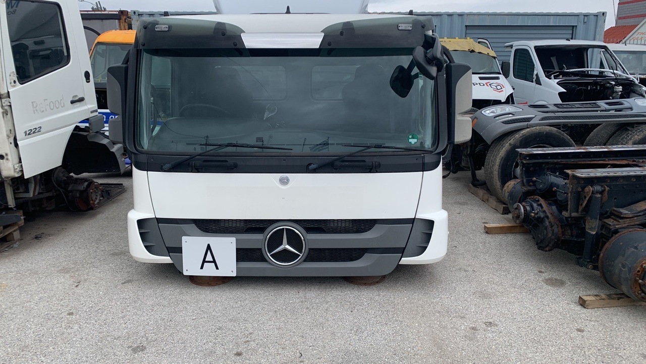 MEDIUM CAB ACTROS MP3 RHD - Καμπίνα και εσωτερικό για Φορτηγό: φωτογραφία 1 MEDIUM CAB ACTROS MP3 RHD - Καμπίνα και εσωτερικό για Φορτηγό: φωτογραφία 1