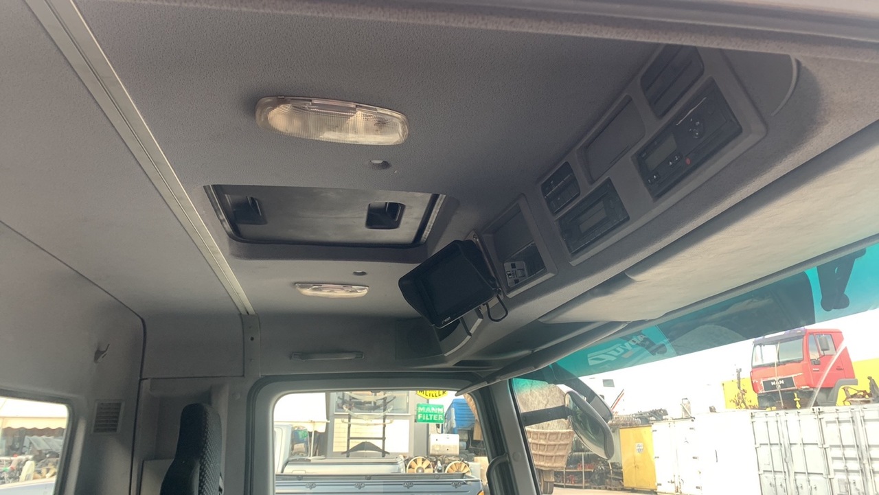 MEDIUM CAB ACTROS MP3 RHD - Καμπίνα και εσωτερικό για Φορτηγό: φωτογραφία 5 MEDIUM CAB ACTROS MP3 RHD - Καμπίνα και εσωτερικό για Φορτηγό: φωτογραφία 5