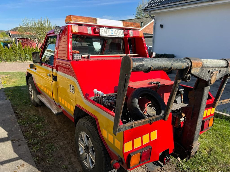 Toyota LAND CRUISER 70 P - Φορτηγό ρυμούλκησης: φωτογραφία 2 Toyota LAND CRUISER 70 P - Φορτηγό ρυμούλκησης: φωτογραφία 2
