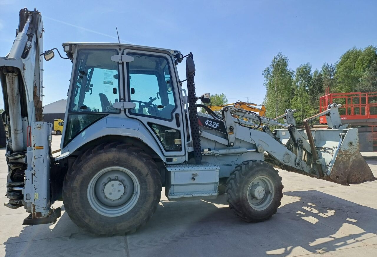 Caterpillar 432F - Φορτωτής εκσκαφέας: φωτογραφία 4 Caterpillar 432F - Φορτωτής εκσκαφέας: φωτογραφία 4