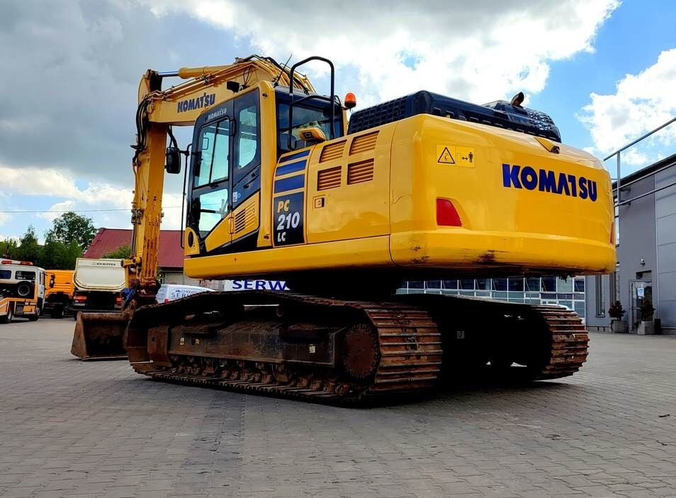 Komatsu PC210LC-11 - Ερπυστριοφόρος εκσκαφέας: φωτογραφία 2 Komatsu PC210LC-11 - Ερπυστριοφόρος εκσκαφέας: φωτογραφία 2