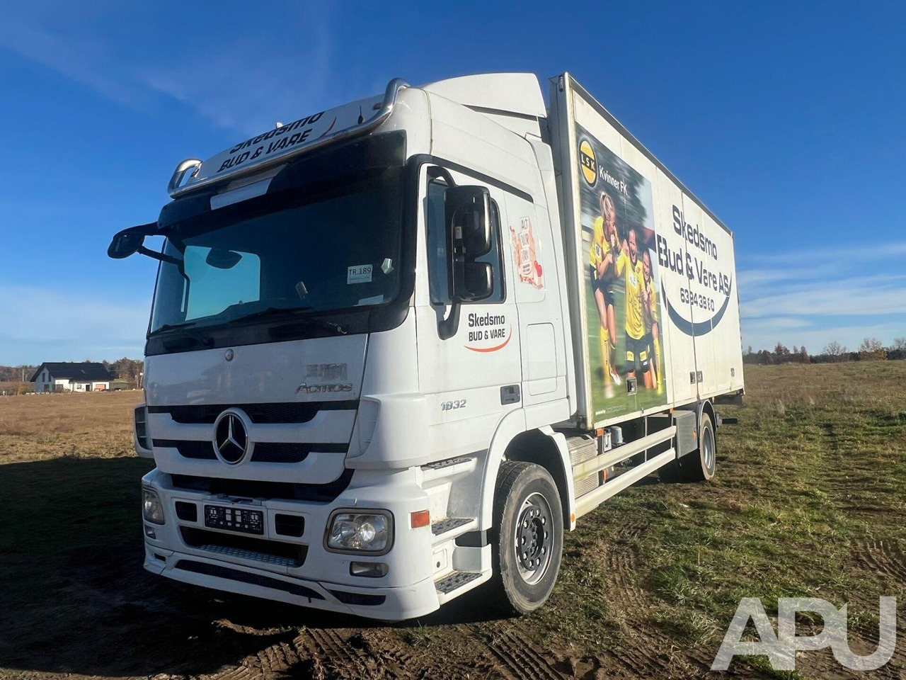 Mercedes Actros 1832 - Φορτηγό κόφα: φωτογραφία 1 Mercedes Actros 1832 - Φορτηγό κόφα: φωτογραφία 1