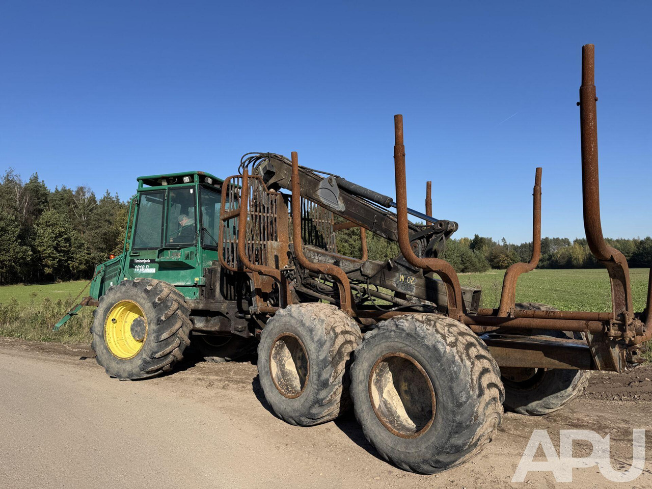 Timberjack do przewozu drewna - Λαστιχοφόρα προωθητικo - forwarder: φωτογραφία 2 Timberjack do przewozu drewna - Λαστιχοφόρα προωθητικo - forwarder: φωτογραφία 2