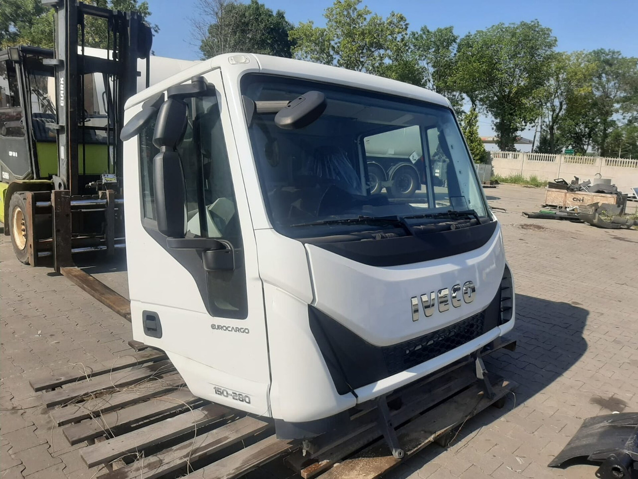 IVECO EUROCARGO 150-280 EURO 5-6 CABINE 4X4 NIEUW HANDMATIG 000135 - Καμπίνα για Φορτηγό: φωτογραφία 1 IVECO EUROCARGO 150-280 EURO 5-6 CABINE 4X4 NIEUW HANDMATIG 000135 - Καμπίνα για Φορτηγό: φωτογραφία 1