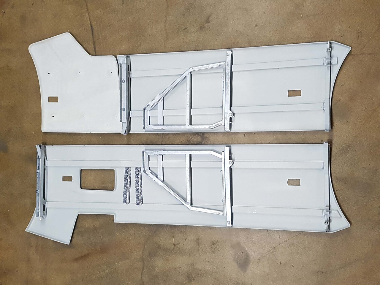 RENAULT T-RANGE SIDE SCIRT SET WB 3800 NOT PAINTED 000091 - Πλαίσιο/ Σασί για Φορτηγό: φωτογραφία 5 RENAULT T-RANGE SIDE SCIRT SET WB 3800 NOT PAINTED 000091 - Πλαίσιο/ Σασί για Φορτηγό: φωτογραφία 5
