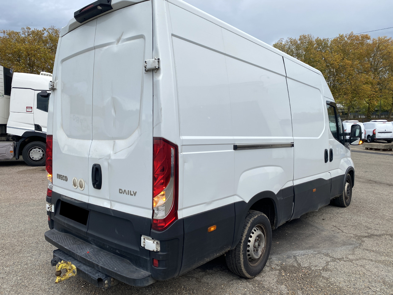 IVECO DAILY 35S18 - Βαν: φωτογραφία 3 IVECO DAILY 35S18 - Βαν: φωτογραφία 3