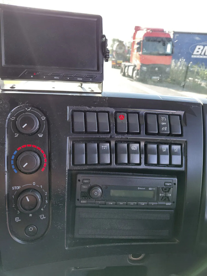 2019 Renault D 18T - Φορτηγό κόφα: φωτογραφία 2 2019 Renault D 18T - Φορτηγό κόφα: φωτογραφία 2