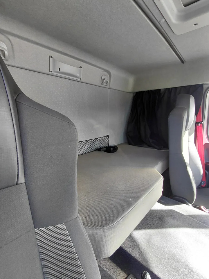 2019 Renault D 18T - Φορτηγό κόφα: φωτογραφία 4 2019 Renault D 18T - Φορτηγό κόφα: φωτογραφία 4