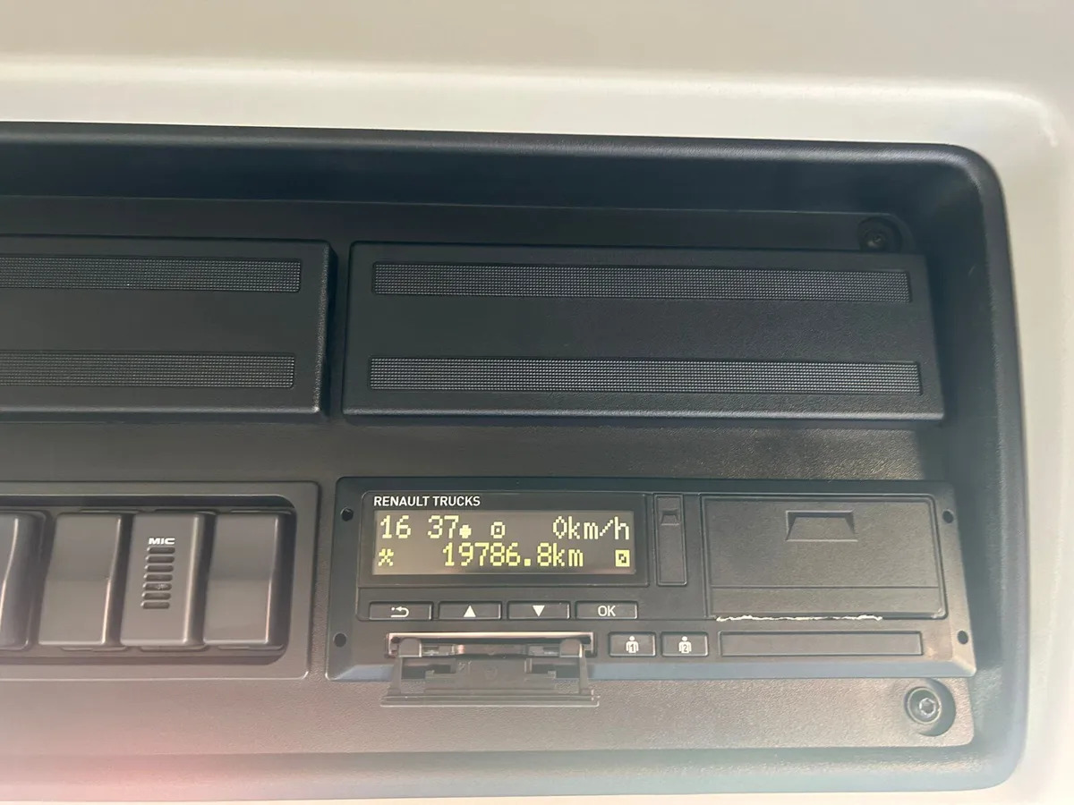 Μίσθωση 2024 Renault D18 Box 2024 Renault D18 Box: φωτογραφία 8 Μίσθωση 2024 Renault D18 Box 2024 Renault D18 Box: φωτογραφία 8