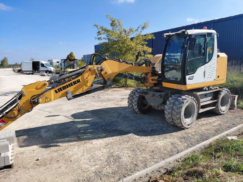 Liebherr A910 A910 - Τροχοφόρος εκσκαφέας: φωτογραφία 1 Liebherr A910 A910 - Τροχοφόρος εκσκαφέας: φωτογραφία 1