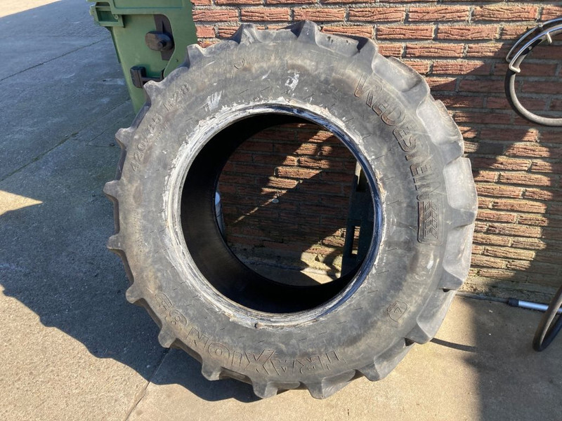 Vredestein 420/85R28 Traxion 85 - Ελαστικό για Γεωργικά μηχανήματα: φωτογραφία 2 Vredestein 420/85R28 Traxion 85 - Ελαστικό για Γεωργικά μηχανήματα: φωτογραφία 2