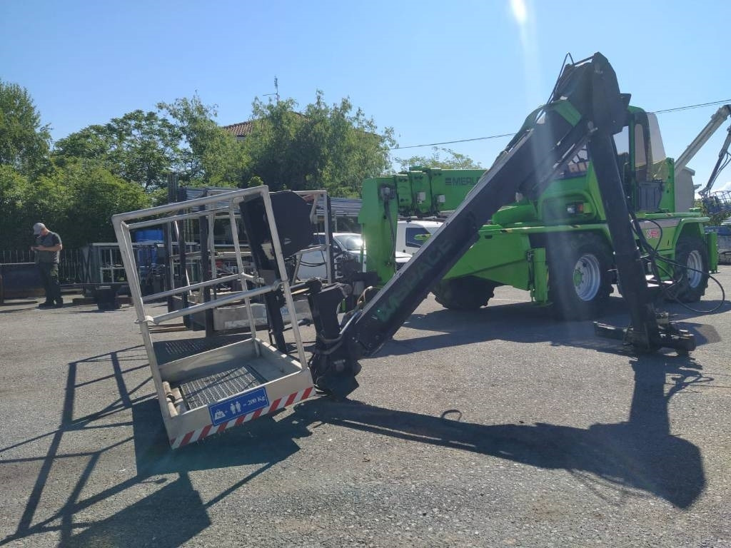 Merlo Roto 40.21 EV S - Τηλεσκοπικός φορτωτής: φωτογραφία 2 Merlo Roto 40.21 EV S - Τηλεσκοπικός φορτωτής: φωτογραφία 2