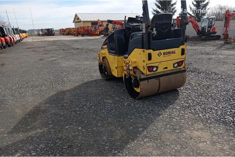 Bomag BW 120 AD-5 Úthenger - Οδοστρωτήρας: φωτογραφία 5 Bomag BW 120 AD-5 Úthenger - Οδοστρωτήρας: φωτογραφία 5