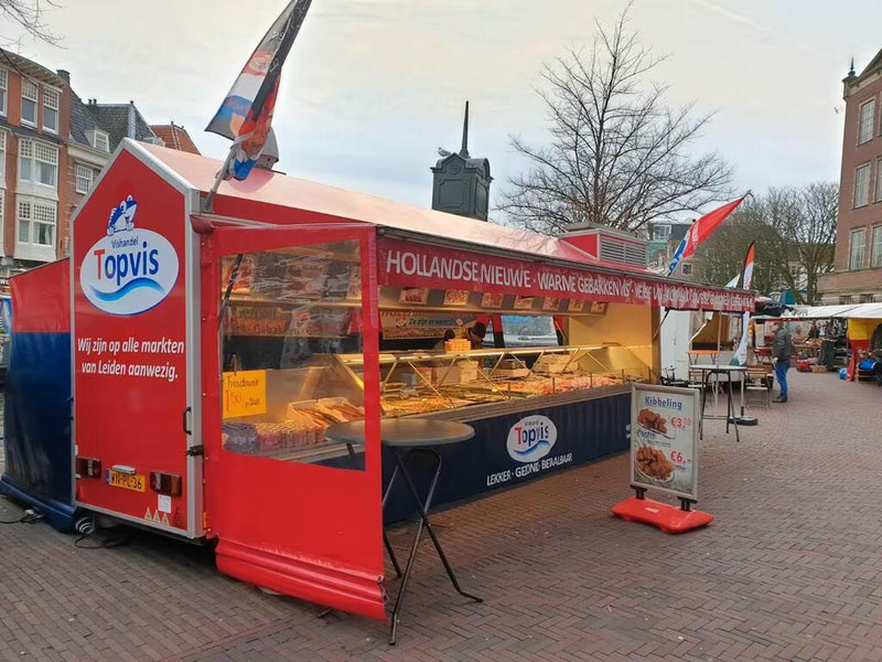 Buffet trailer - Τρέιλερ: φωτογραφία 1 Buffet trailer - Τρέιλερ: φωτογραφία 1