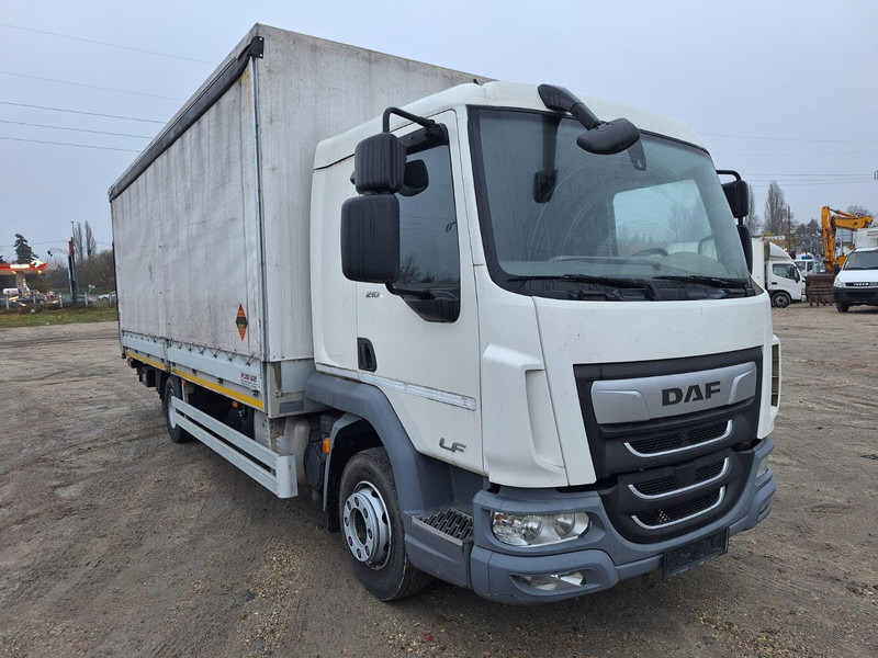 DAF LF 210 - Pritsche + Plane + DHollandia LBW 1000 kg - Φορτηγό κόφα: φωτογραφία 1 DAF LF 210 - Pritsche + Plane + DHollandia LBW 1000 kg - Φορτηγό κόφα: φωτογραφία 1