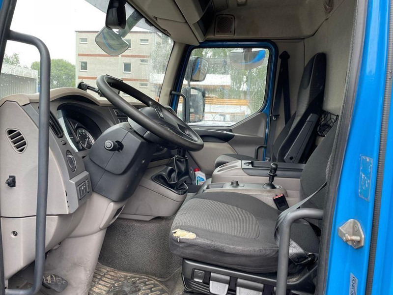 DAF LF210 FA - Φορτηγό κόφα: φωτογραφία 2 DAF LF210 FA - Φορτηγό κόφα: φωτογραφία 2