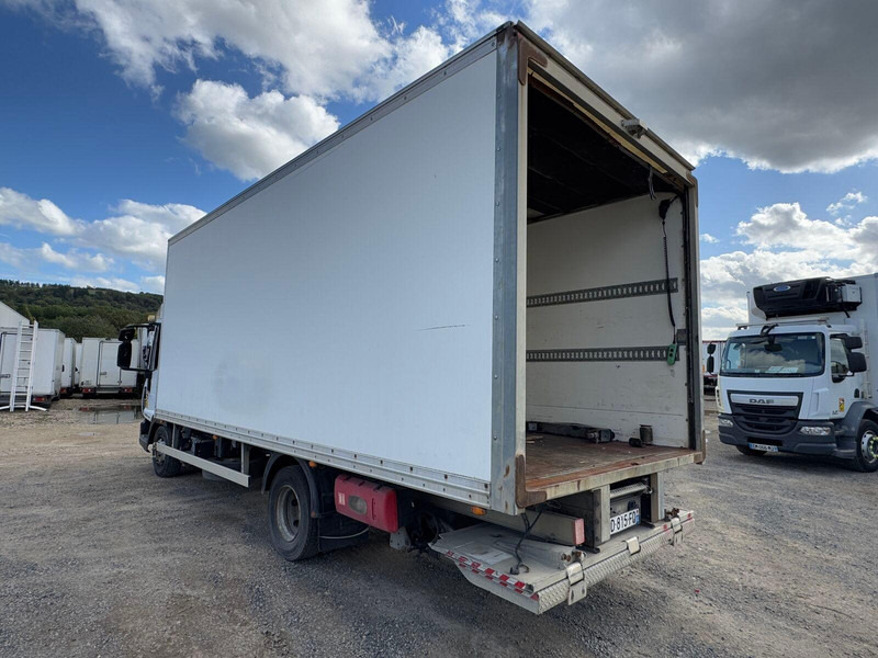 Iveco 100 E 18 nur für Teile - Φορτηγό κόφα: φωτογραφία 5 Iveco 100 E 18 nur für Teile - Φορτηγό κόφα: φωτογραφία 5