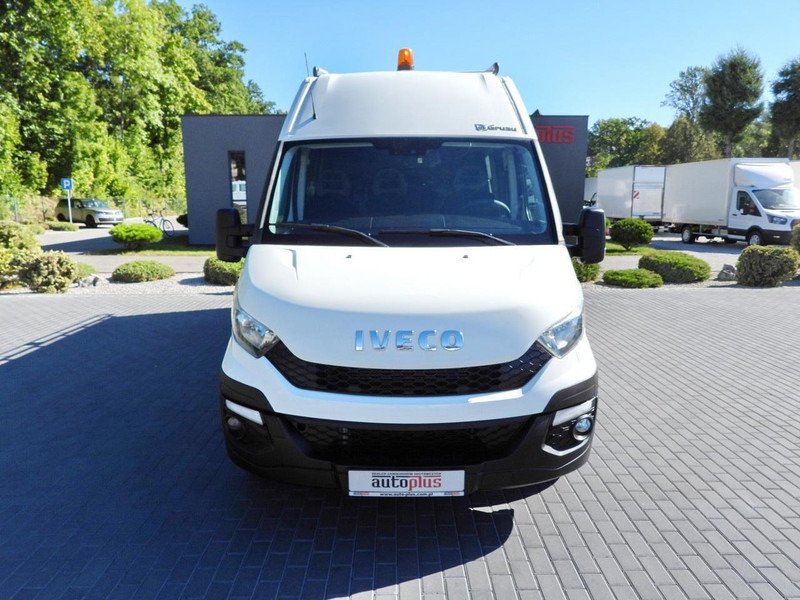 Iveco DAILY 35C17 FURGON BRYGADÓWKA 6 MIEJSC TEMPOMAT BLIŹNIACZE KOŁA - Επαγγελματικό αυτοκίνητο κόφα: φωτογραφία 5 Iveco DAILY 35C17 FURGON BRYGADÓWKA 6 MIEJSC TEMPOMAT BLIŹNIACZE KOŁA - Επαγγελματικό αυτοκίνητο κόφα: φωτογραφία 5