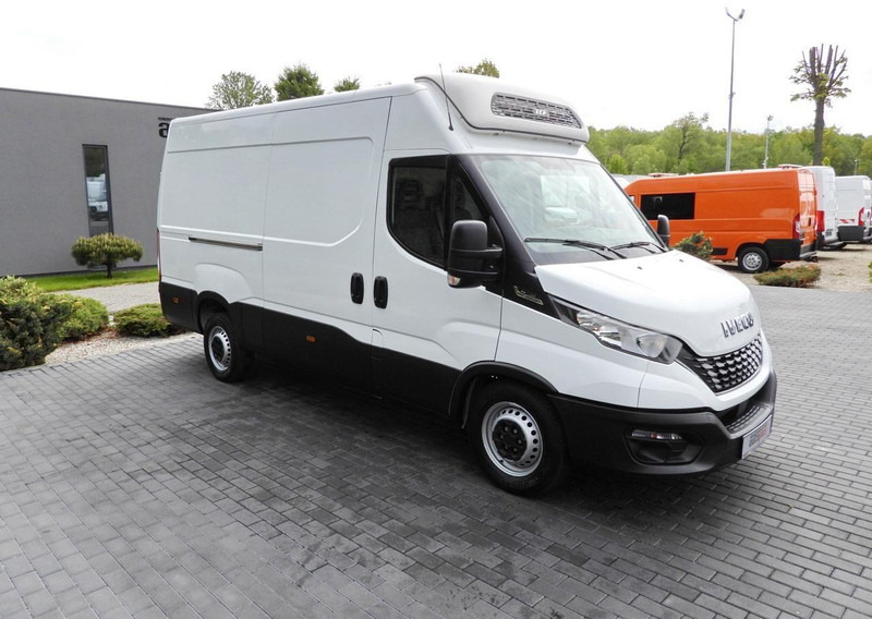 Iveco DAILY 35S14 FURGON CHŁODNIA -10*C ZASILANIE 230V TEMPOMAT AUTOMA - Επαγγελματικό αυτοκίνητο ψυγείο: φωτογραφία 4 Iveco DAILY 35S14 FURGON CHŁODNIA -10*C ZASILANIE 230V TEMPOMAT AUTOMA - Επαγγελματικό αυτοκίνητο ψυγείο: φωτογραφία 4