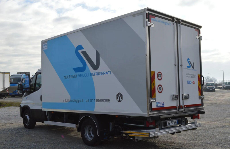 Iveco DAILY 60C15 REFRIGERATOR + SIDE AND REAR DOORS, LIFT FOLDED UNDE - Φορτηγό ψυγείο: φωτογραφία 3 Iveco DAILY 60C15 REFRIGERATOR + SIDE AND REAR DOORS, LIFT FOLDED UNDE - Φορτηγό ψυγείο: φωτογραφία 3